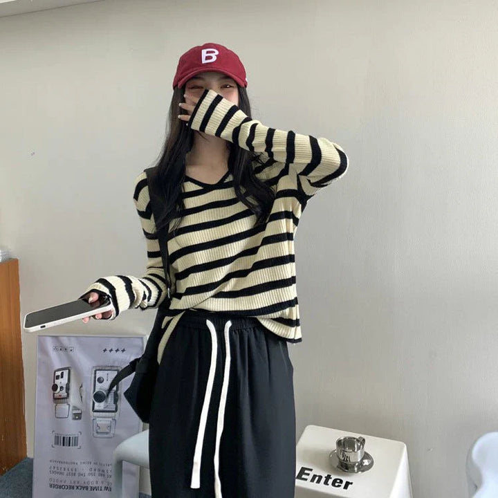 Womens V-neck Striped Knit Top With Long Sleeves